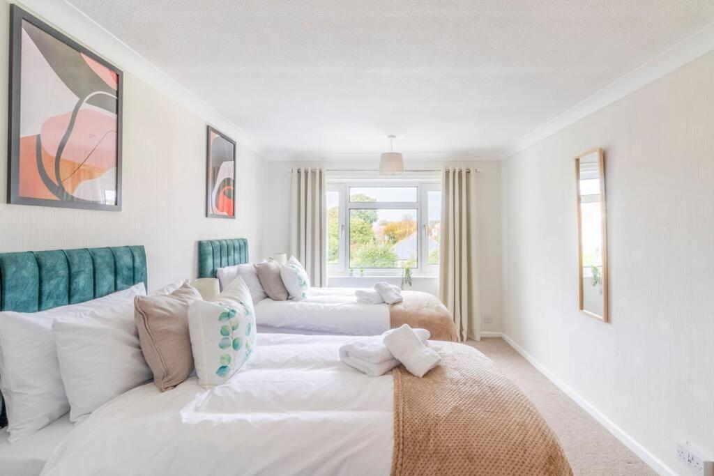 Panoramic Sea View Apartment Sleeps 4-Free Parking Μπόρνμουθ Εξωτερικό φωτογραφία